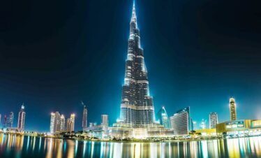 Explore Dubai